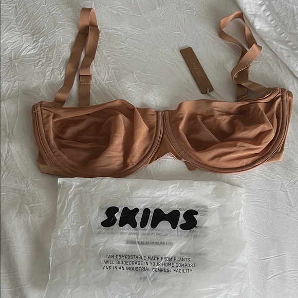 SKIMS NWTUnlined Balconette Bra, 34DDD in Ochre Nude - Picture 3 of 7
